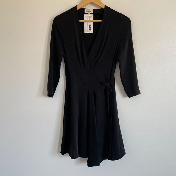 L'AGENCE Black Wrap Dress Mini Never Worn - Picture 2 of 7